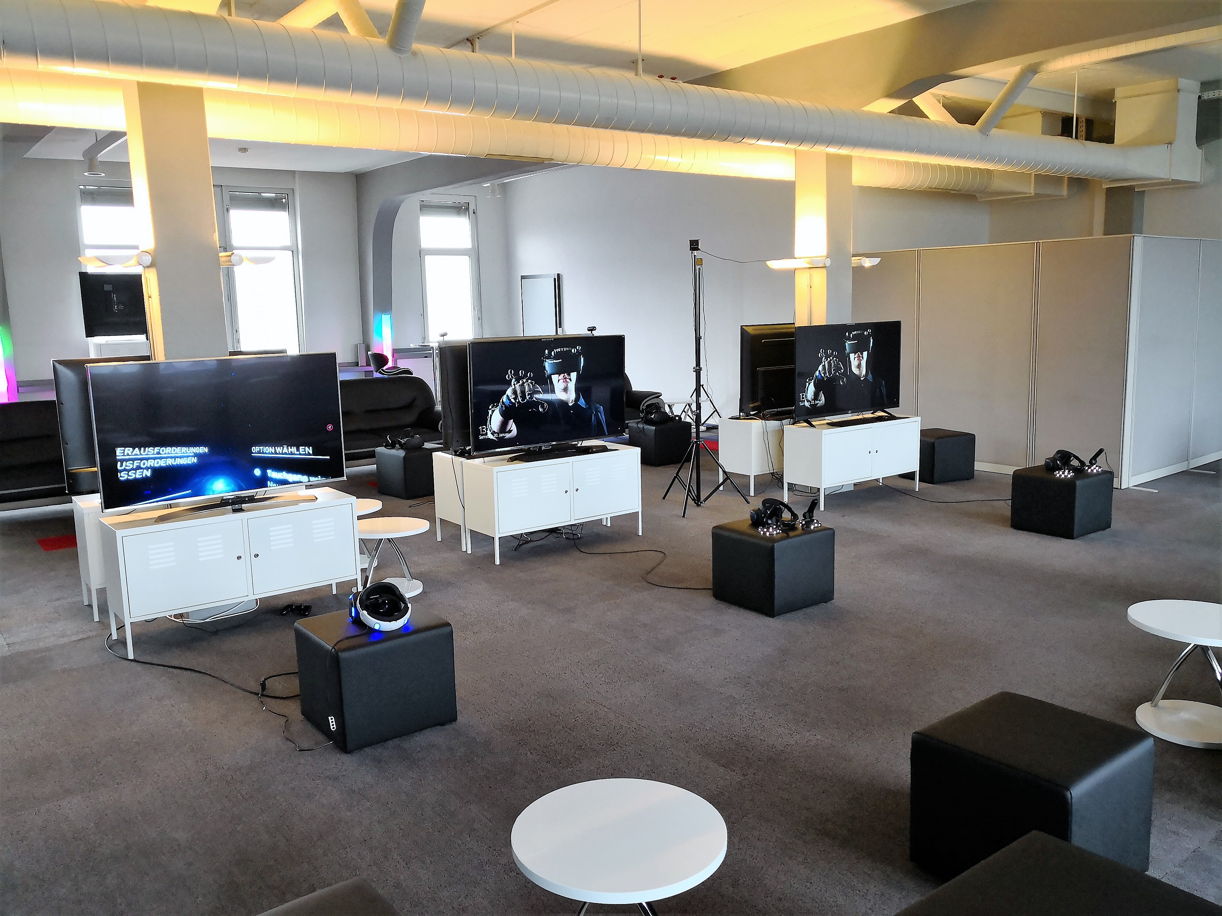 ALT Buchen Virtual Reality VR Center Basel, Escape Room und Laser Tag